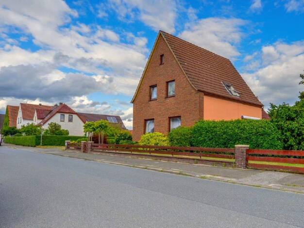 Einfamilienhaus zum Kauf 199.000 € 5 Zimmer 122 m² 577 m² Grundstück Lüssum-Bockhorn Bremen 28779