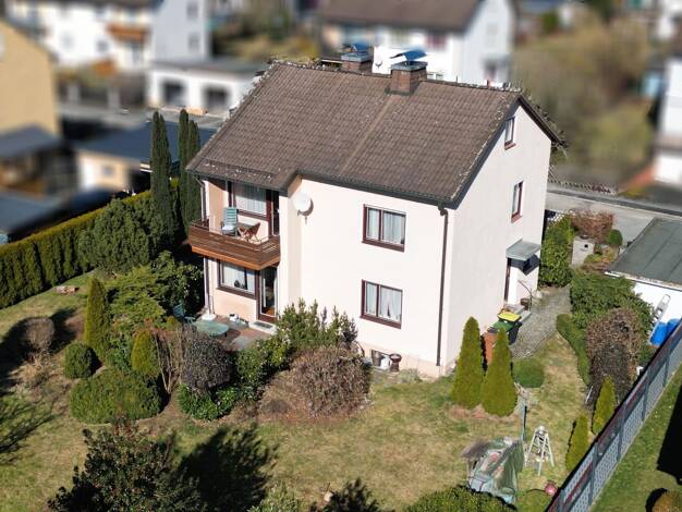 Einfamilienhaus zum Kauf 220.000 € 5 Zimmer 120 m² 793 m² Grundstück frei ab sofort Schwarzenbach a d Saale Schwarzenbach 95126