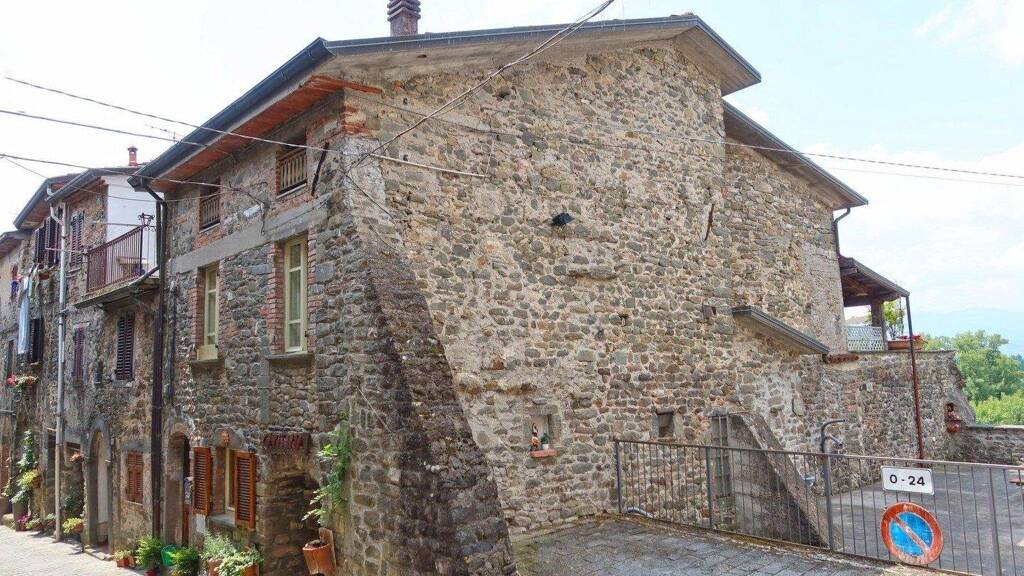 Reihenmittelhaus zum Kauf 180.000 € 6 Zimmer 190 m² Villafranca in Lunigiana 54028