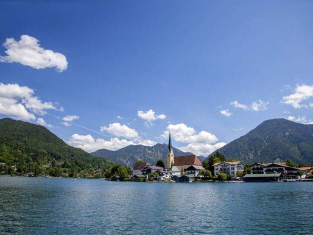 Wohnung zur Miete 2.340 € 3 Zimmer 117 m² frei ab 01.02.2026 Bad Wiessee 83707