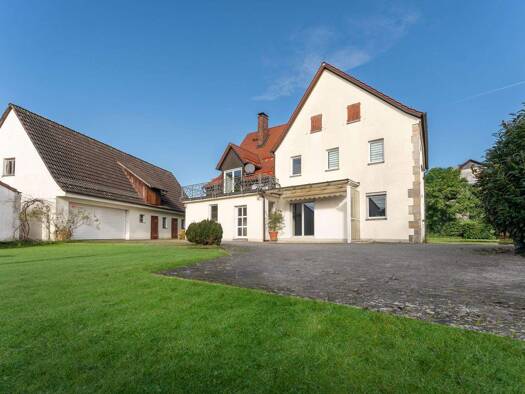 Mehrfamilienhaus zum Kauf 769.000 € 7,5 Zimmer 237 m² 1.720 m² Grundstück frei ab 01.03.2026 Penzenhofener Straße Altenthann Schwarzenbruck 90592