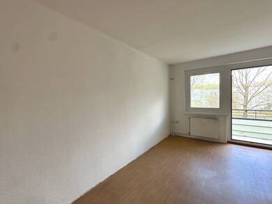 Wohnung zur Miete 408 € 4 Zimmer 68 m² 1. Geschoss frei ab sofort Albert-Blau-Str. 18 Weinhübel Görlitz 02827