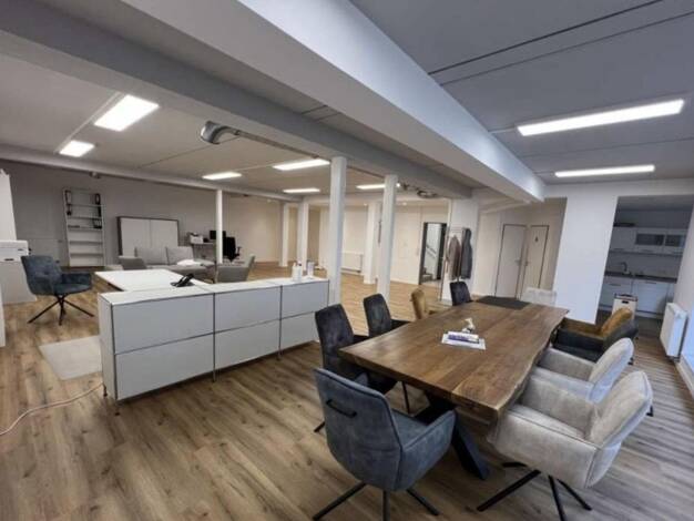 Bürofläche zur Miete provisionsfrei 1.260 € 135 m² Bürofläche Kölnstraße 82 Hangelar Sankt Augustin 53757