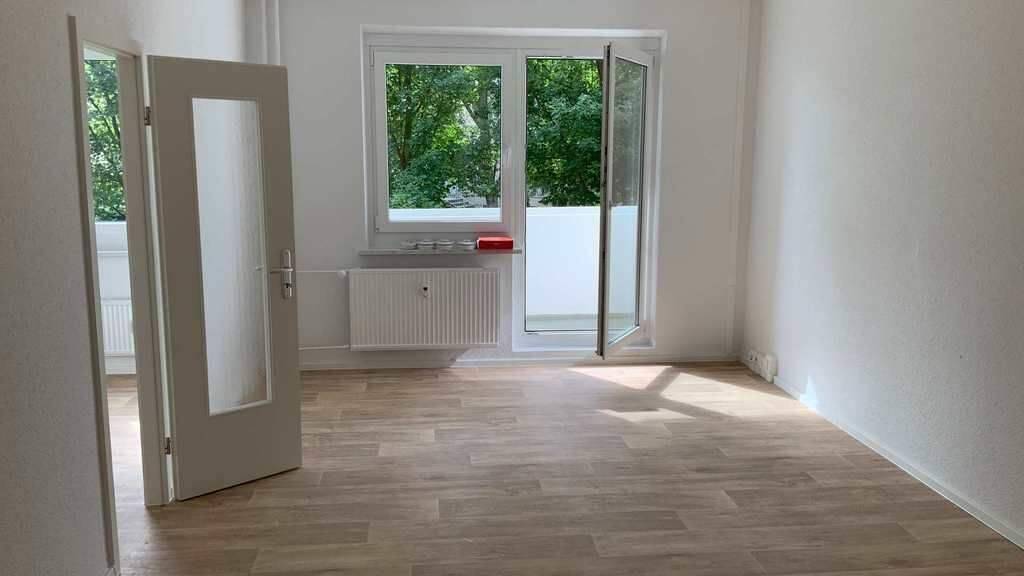 Wohnung zur Miete 441 € 3 Zimmer 68,1 m² 4. Geschoss Am Kirschberg 17 Grünau-Mitte Leipzig 04209