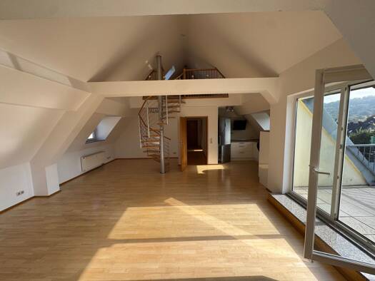 Maisonette zur Miete 1.150 € 3 Zimmer 95 m² Geschoss 3/3 frei ab sofort Trier-Nord Trier 54292