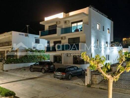 Haus zum Kauf 1.350.000 € 6 Zimmer 319 m² Opcina Marina Marina