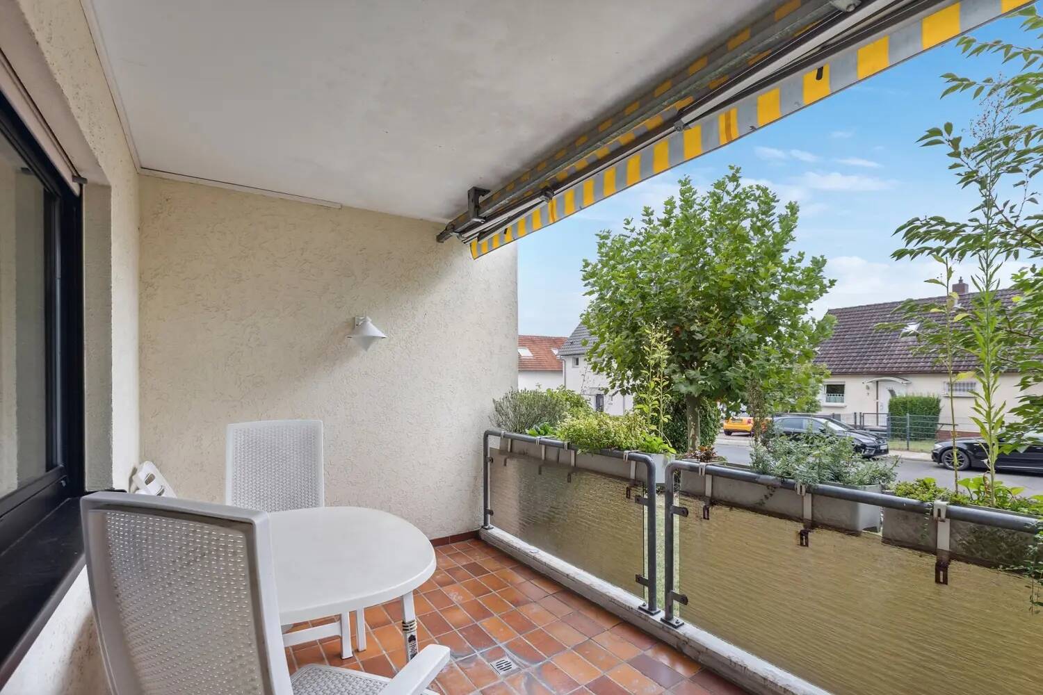 Property thumbnail 6