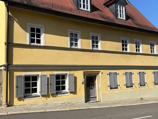 Wohnung zur Miete 276 € 2 Zimmer 50,2 m² Schützenstraße 15 Weißenfels 06667