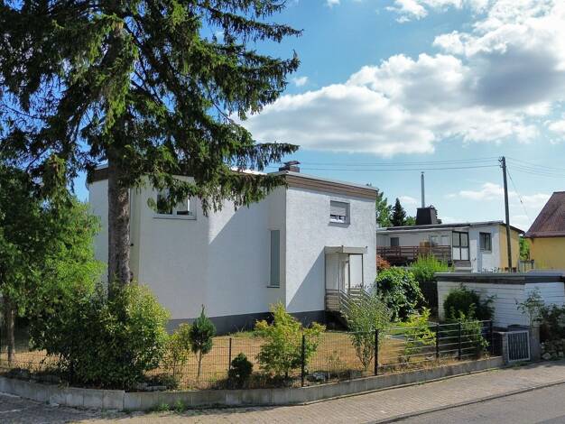 Doppelhaushälfte zum Kauf 485.000 € 4 Zimmer 135 m² 293,9 m² Grundstück Langenhain Hofheim am Taunus 65719