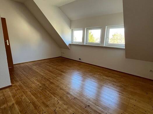 Wohnung zur Miete 280 € 2 Zimmer 44,2 m² 1. Geschoss Akazienallee 5 Lauta 02991