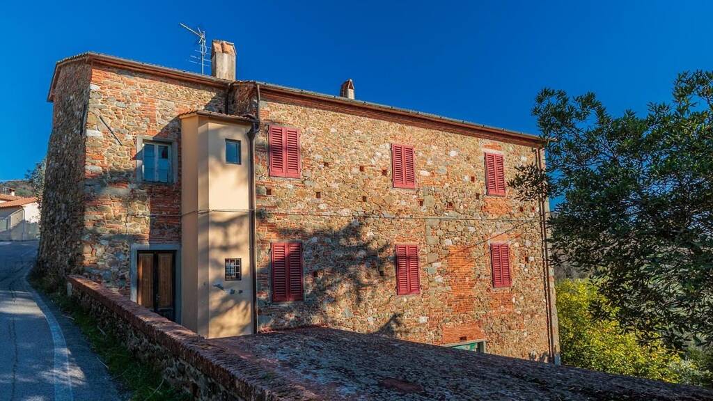 Haus zum Kauf 399.000 € 4 Zimmer 500 m² 20.000 m² Grundstück frei ab sofort Larciano