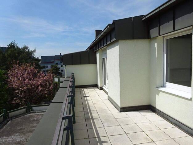 Terrassenwohnung zum Kauf provisionsfrei 399.500 € 2 Zimmer 65,1 m² 3. Geschoss Am Weiher Unterschleißheim 85716