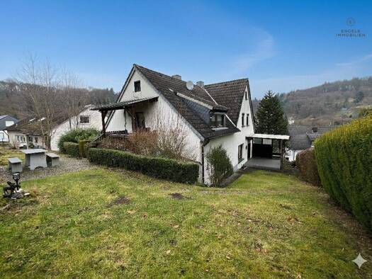 Einfamilienhaus zum Kauf 290.000 € 6 Zimmer 161 m² 583 m² Grundstück Segendorf Neuwied / Segendorf 56567