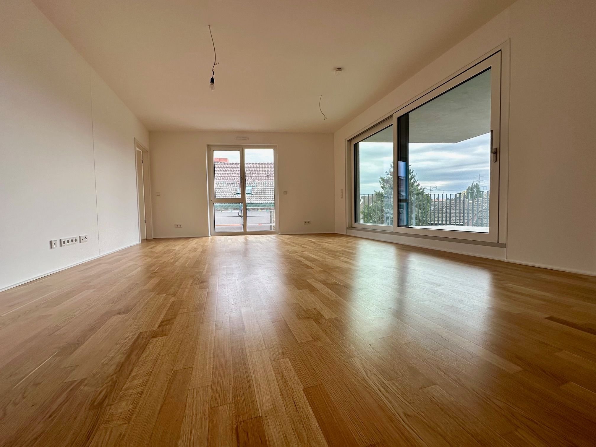 Wohnung zur Miete 1.860 € 4 Zimmer 93 m²<br/>Wohnfläche 1.<br/>Geschoss ab sofort<br/>Verfügbarkeit Rödelheim Frankfurt am Main 60489