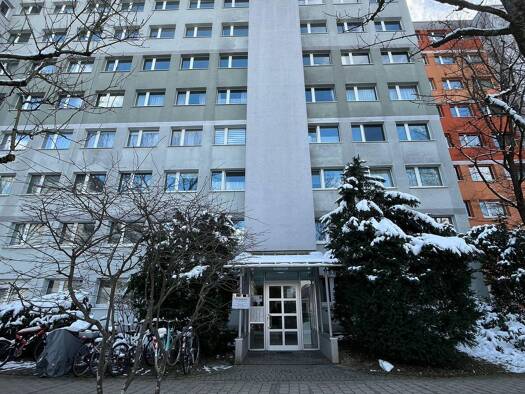 Wohnung zur Miete 715 € 1 Zimmer 12 m² Geschoss 3/5 frei ab sofort Ramersdorf-Perlach München 81735