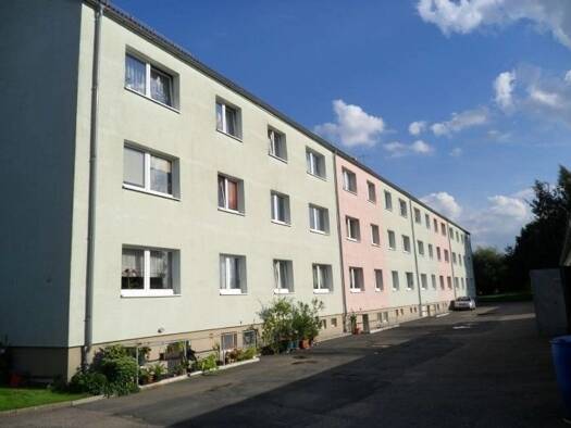 Wohnung zur Miete 345 € 3 Zimmer 59 m² frei ab sofort Reinsberger Straße 16 Hirschfeld Reinsberg 09634