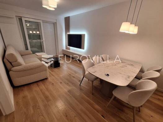 Wohnung zur Miete - Erstbezug 800 € 1 Zimmer 59 m² 1. Geschoss Grabrik Karlovac 47000