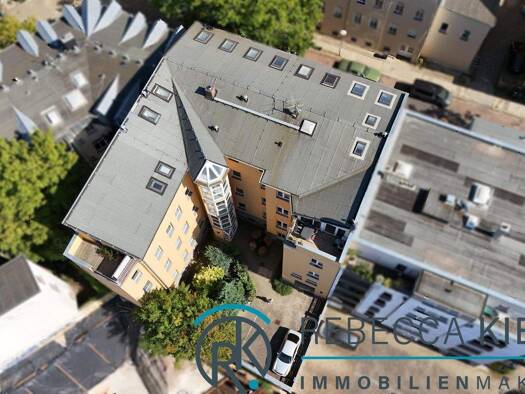 Wohnung zum Kauf 92.500 € 2 Zimmer 59 m² frei ab sofort Innenstadt Halle 06108