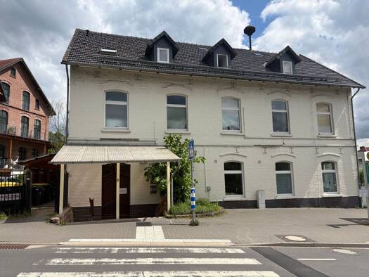 Wohnung zur Miete 845 € 6 Zimmer 130 m² frei ab sofort Mündener Straße (Witzenhausen) 6 Witzenhausen Witzenhausen 37213
