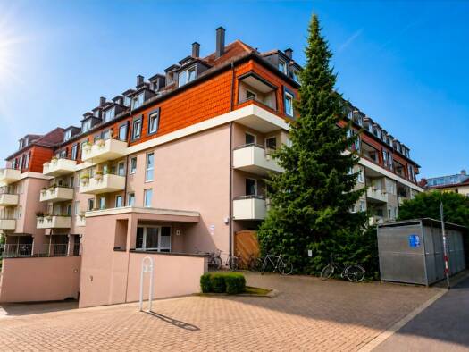 Wohnung zur Miete 800 € 1,5 Zimmer 47 m² Geschoss 1/3 frei ab 01.10.2026 Altstadt Würzburg 97072