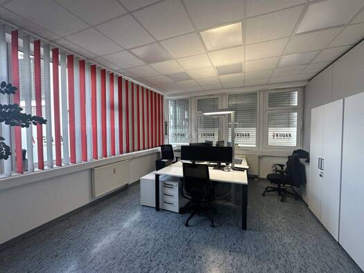 Bürokomplex zum Kauf 899.000 € 360 m² Bürofläche Eislingen 73054