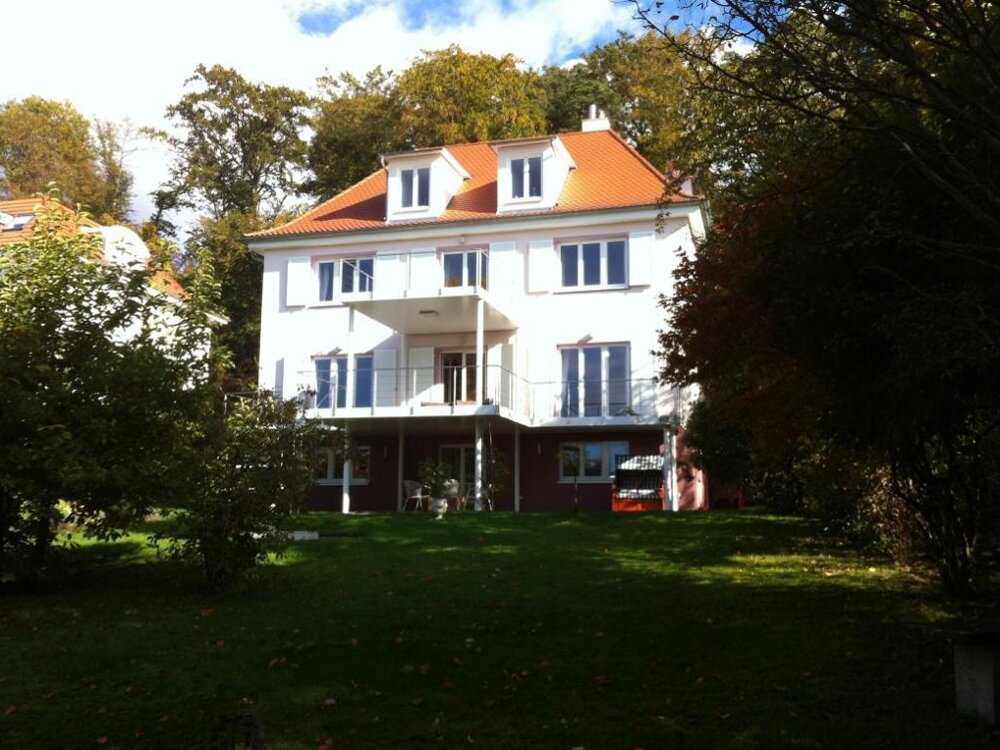 Villa zum Kauf 8,5 Zimmer 377 m²<br/>Wohnfläche 1.612 m²<br/>Grundstück Meersburg Meersburg 88709