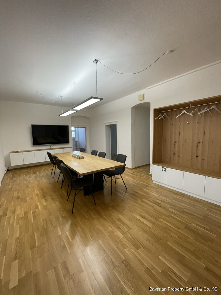 Praxisfläche zur Miete 7,33 € 6 Zimmer 184,5 m²<br/>Bürofläche Planungsbezirk 103 Straubing 94315