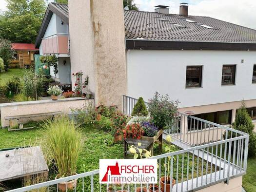 Mehrfamilienhaus zum Kauf 419.000 € 10 Zimmer 286,4 m² 708 m² Grundstück Ödenwaldstetten Hohenstein-Ödenwaldstetten 72531