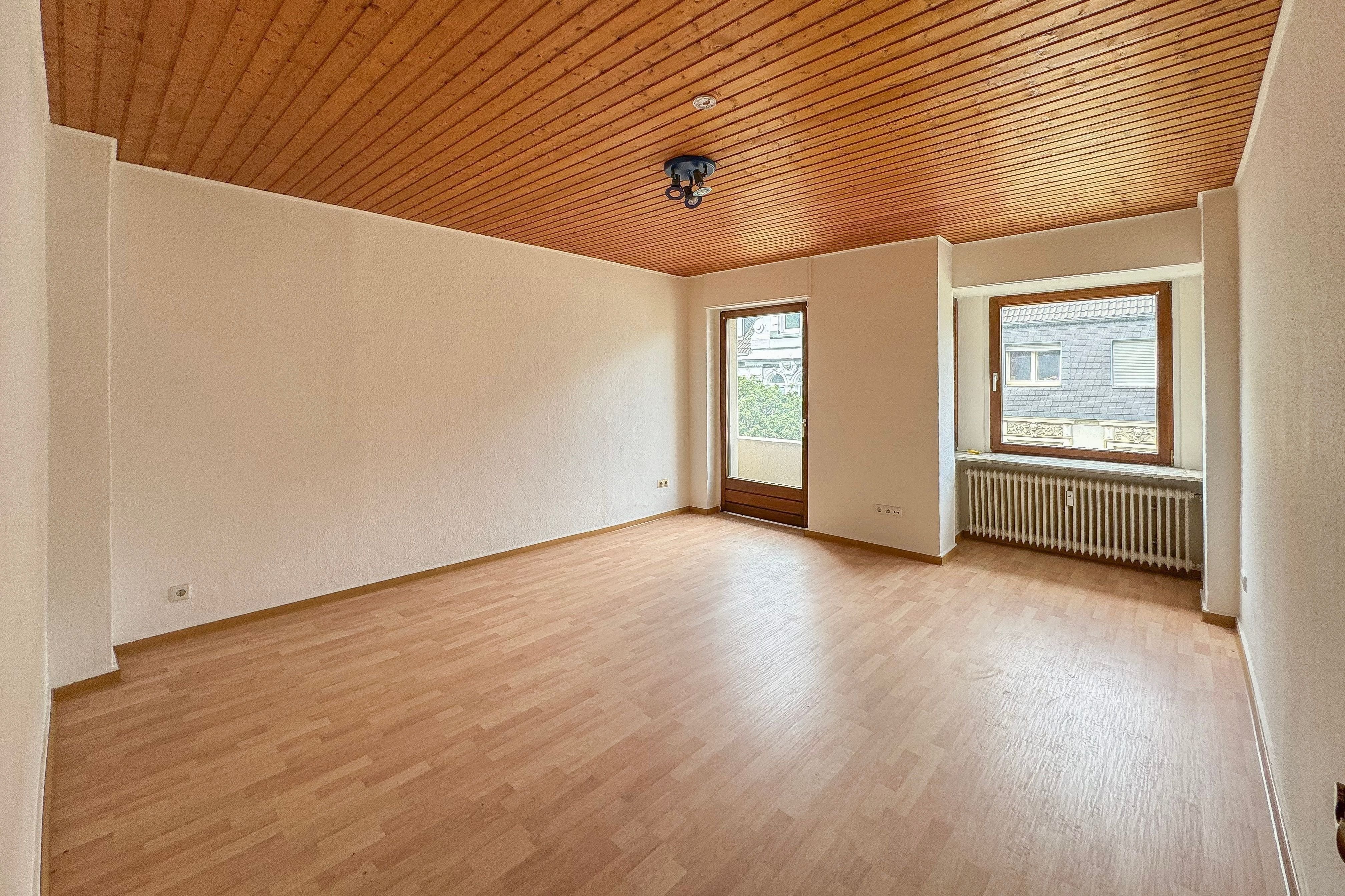 Wohnung zur Miete 360 € 2 Zimmer 64 m²<br/>Wohnfläche 3.<br/>Geschoss ab sofort<br/>Verfügbarkeit Augustastraße 43 Wehringhausen - Ost Hagen 58089