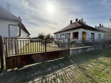 Einfamilienhaus zum Kauf 76.000 € 2 Zimmer 88 m² 2.581 m² Grundstück Lovasberény 8093