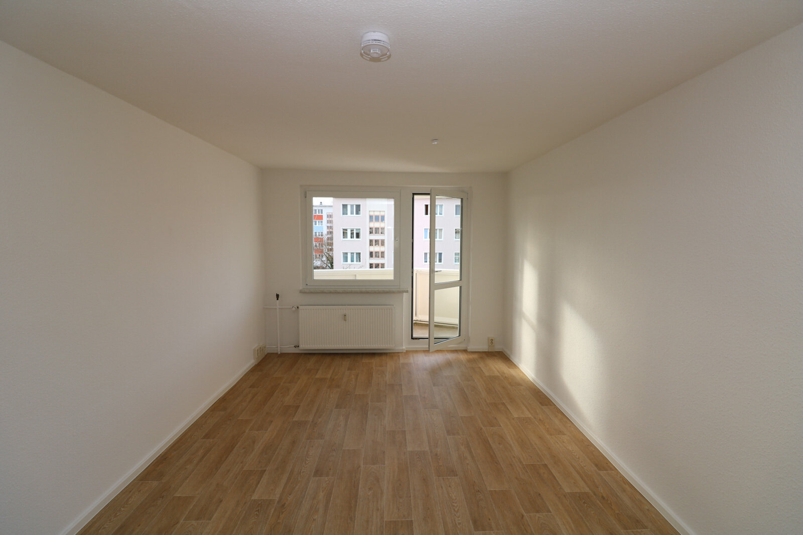 Wohnung zur Miete 359 € 3 Zimmer 58,3 m²<br/>Wohnfläche 1.<br/>Geschoss Ziolkowskistraße 6 Wasserberg - Süd Freiberg 09599