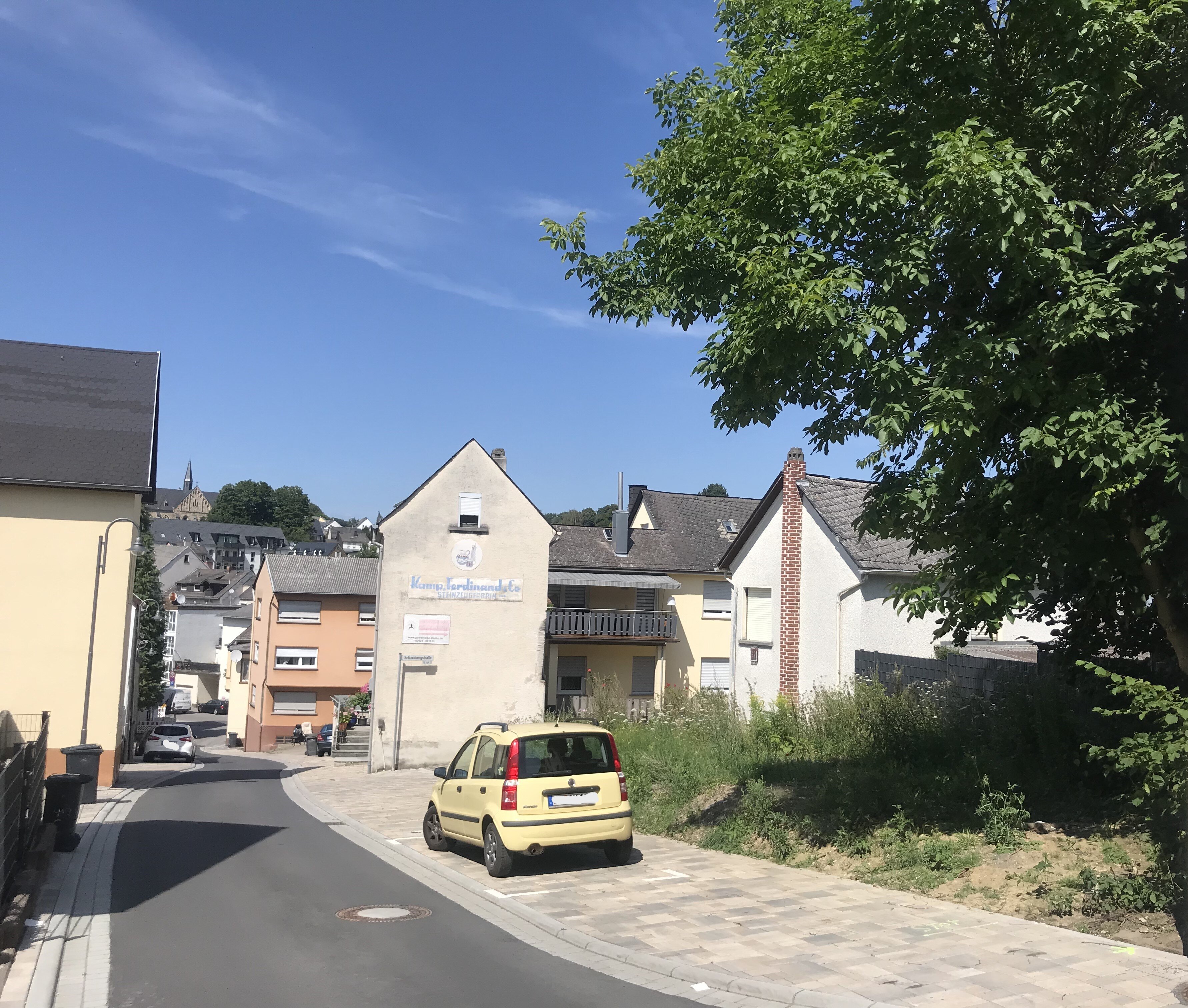 Grundstück zum Kauf 95.000 € 250 m²<br/>Grundstück vorhanden<br/>Baugenehmigung Schneebergstraße 14 Höhr-Grenzhausen 56203