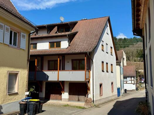 Mehrfamilienhaus zum Kauf 649.000 € 10 Zimmer 261 m² 232 m² Grundstück frei ab sofort Klostergasse 1 Sulzburg 79295