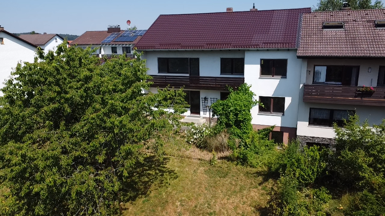 Mehrfamilienhaus zum Kauf 1.150.000 € 8 Zimmer 188,5 m²<br/>Wohnfläche 727 m²<br/>Grundstück ab sofort<br/>Verfügbarkeit Ebersberg Ebersberg 85560