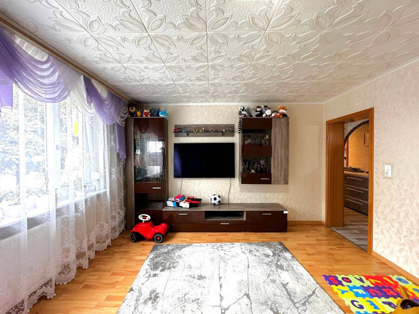 Property thumbnail 6