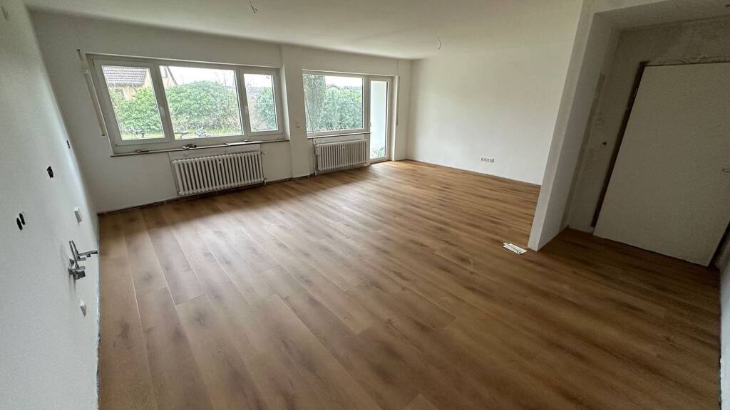 Terrassenwohnung zur Miete 950 € 2 Zimmer 74 m² Geschoss -1/3 frei ab sofort Veitshöchheim 97209