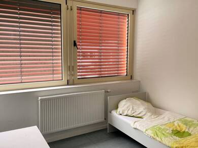 WG-Zimmer zur Miete Wohnen auf Zeit 580 € 12 m² frei ab 28.02.2026 Hedelfingerstr. 0 Wangen Stuttgart Hedelfingen 70327