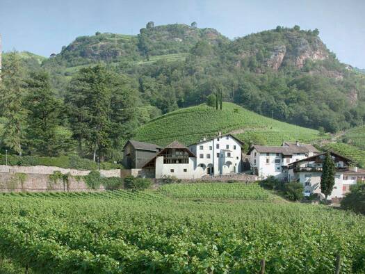 Wohnung zum Kauf - Erstbezug provisionsfrei 790.000 € 3 Zimmer 85 m² 3. Geschoss frei ab sofort Bozen 39100