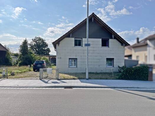 Doppelhaushälfte zum Kauf 129.000 € 3 Zimmer 78 m² 416 m² Grundstück frei ab sofort Dingolfing Dingolfing 84130