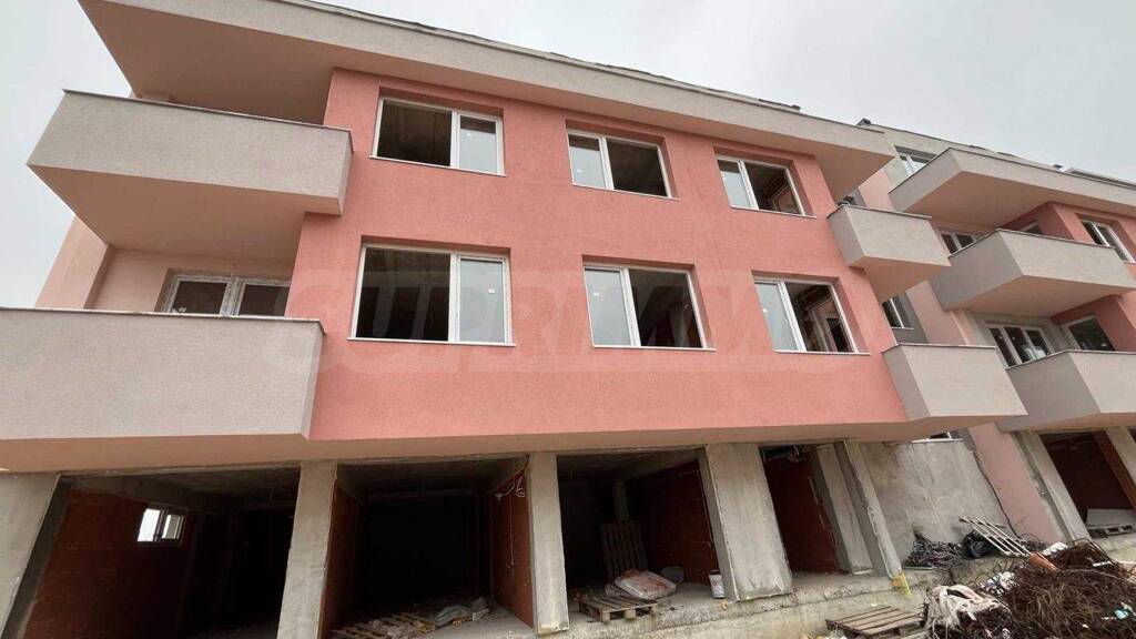 Studio zum Kauf 93.000 € 2 Zimmer 60,3 m² Plovdiv