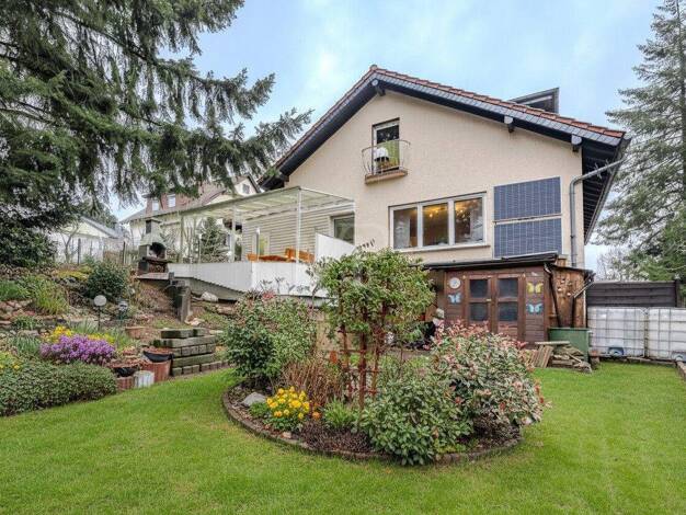 Einfamilienhaus zum Kauf 549.000 € 9,5 Zimmer 241 m² 1.184 m² Grundstück Oberreifenberg Schmitten 61389