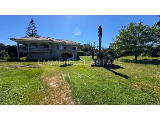 Chalet zum Kauf 750.000 € 4 Zimmer 390 m² 2.645 m² Grundstück Bueu 36939