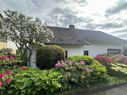 Einfamilienhaus zum Kauf 279.000 € 6 Zimmer 250 m² 800 m² Grundstück Elmshagen Schauenburg / Elmshagen 34270