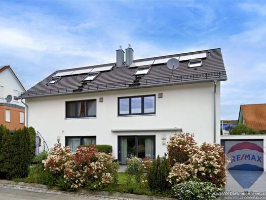Doppelhaushälfte zum Kauf 955.000 € 7 Zimmer 194,4 m² 256 m² Grundstück Altdorf 71155