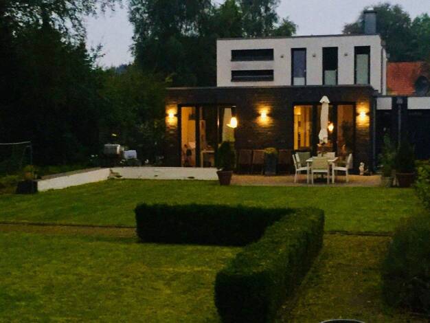 Einfamilienhaus zum Kauf provisionsfrei 898.000 € 9 Zimmer 272 m² 1.072 m² Grundstück Osternburg Oldenburg 26135