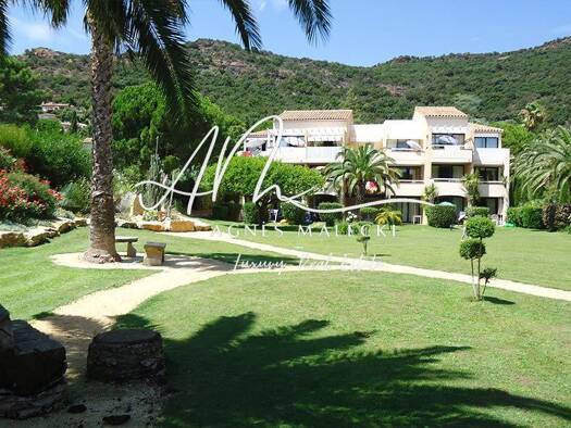 Wohnung zum Kauf 265.000 € 29 m² La Plage du Lavandou Le Lavandou 83980