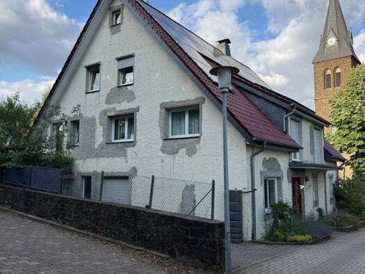 Mehrfamilienhaus zum Kauf 333.000 € 14 Zimmer 320,7 m² 848 m² Grundstück Tengerner Str. 10 Schnathorst Hüllhorst 32609