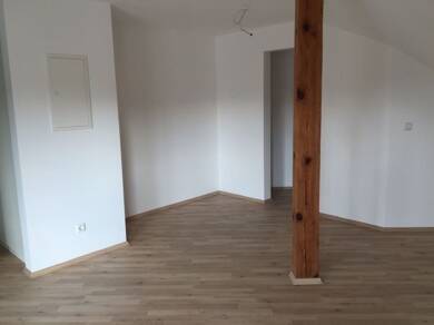 Wohnung zur Miete 400 € 1 Zimmer 38,9 m² Geschoss 2/2 frei ab 01.08.2025 Stockauer Straße 16 Neunkirchen Weidenberg 95466