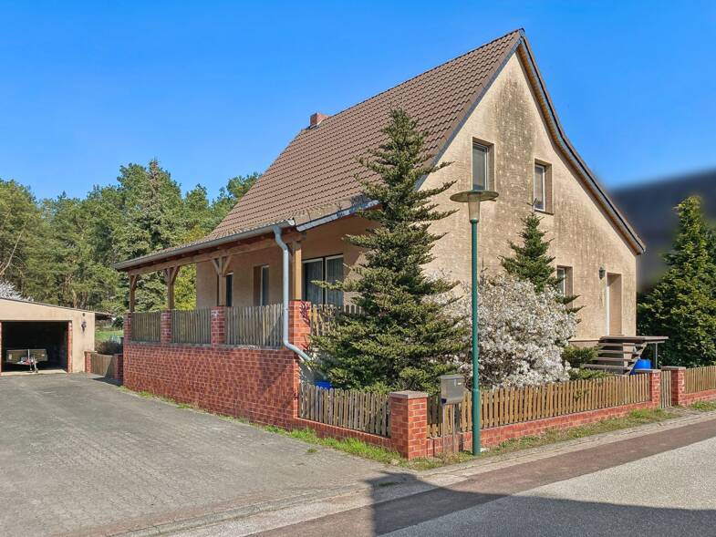 Einfamilienhaus zum Kauf 133.000 € 4 Zimmer 125 m² 697 m² Grundstück Lenzen Lenzen (Elbe) 19309