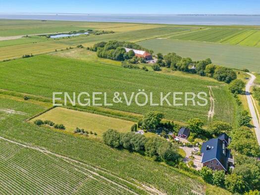 Einfamilienhaus zum Kauf 789.000 € 4 Zimmer 233 m² 3.681 m² Grundstück Ostermarsch Norden 26506